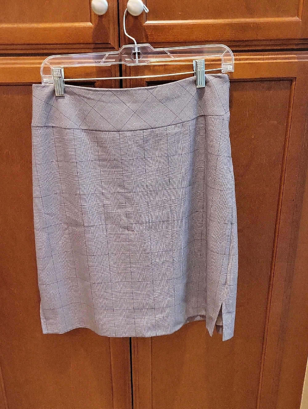 Amanda Smith Light Gray Plaid Mini Skirt